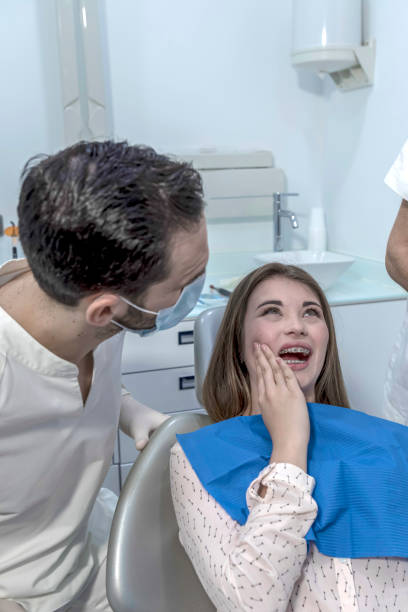 Best Emergency Dentist for Knocked-Out Tooth in Centreville, AL